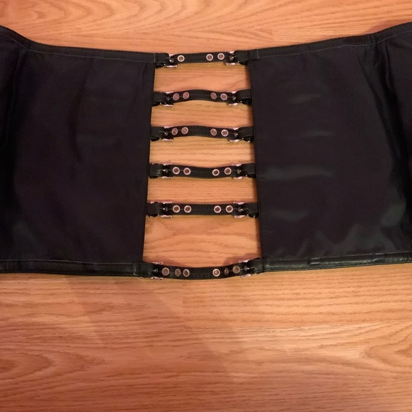 Leather Fetish Skirt *Unworn - Picture 4 of 4